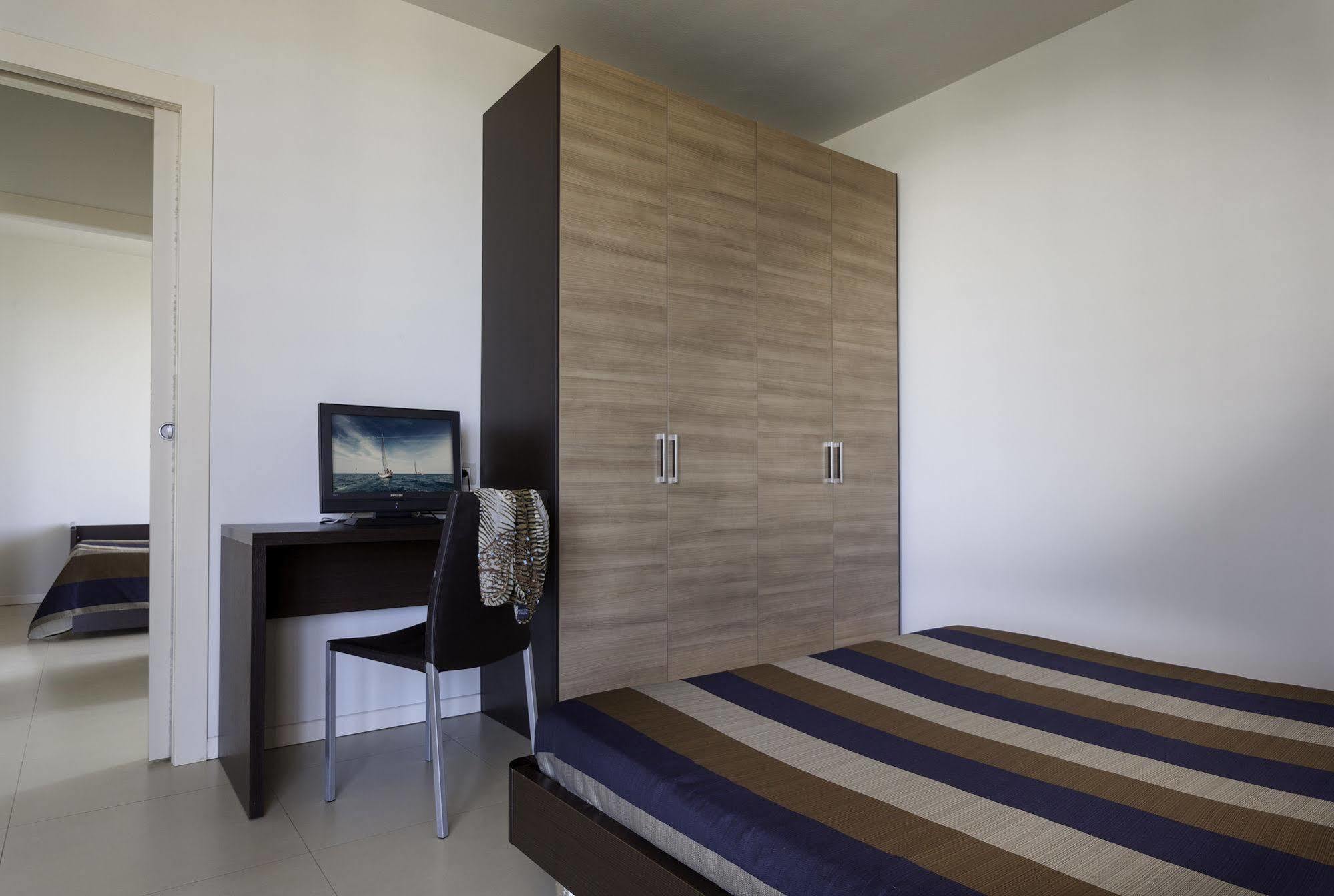 Residence Delfina Rimini Luaran gambar