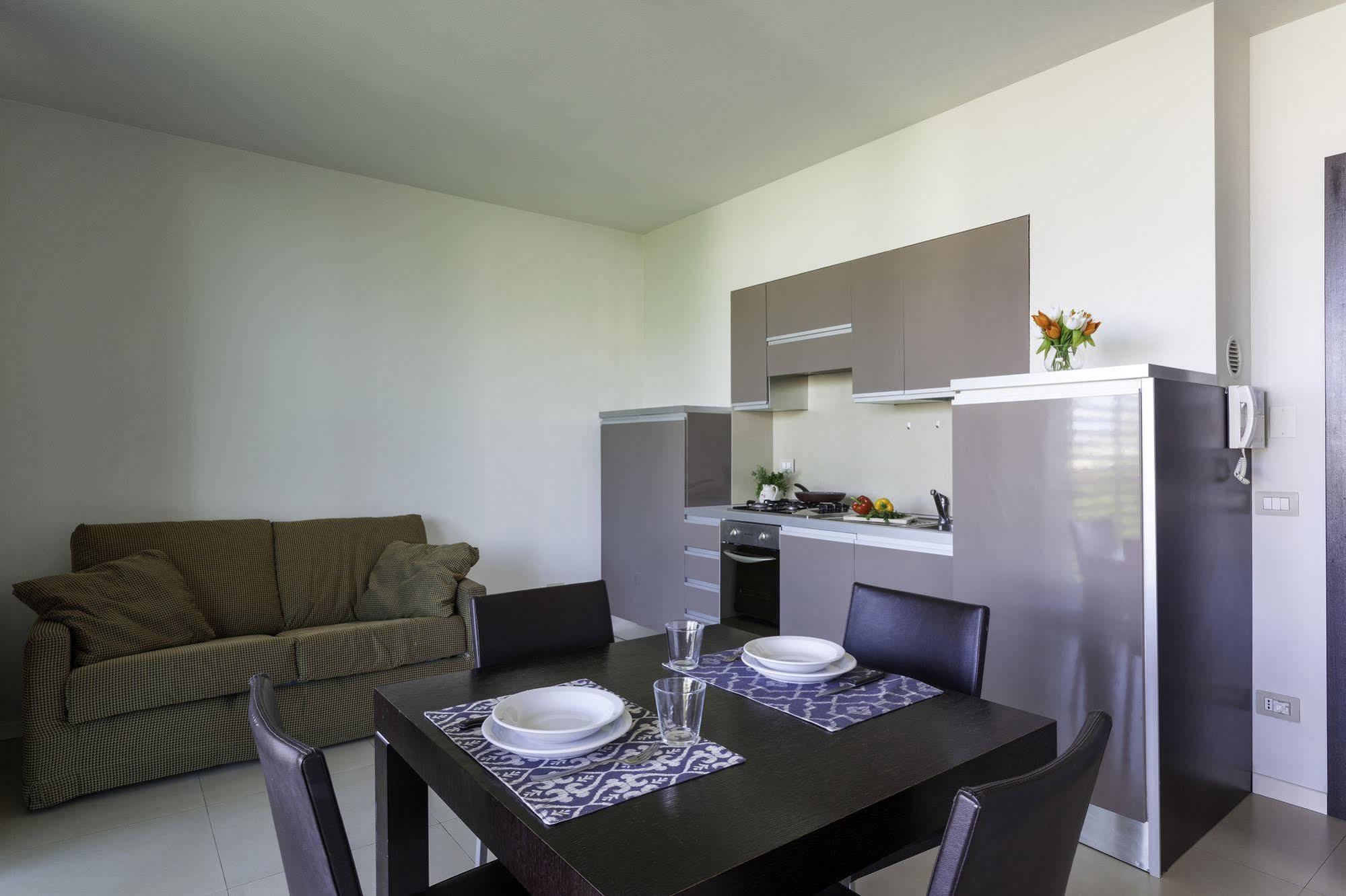 Residence Delfina Rimini Luaran gambar