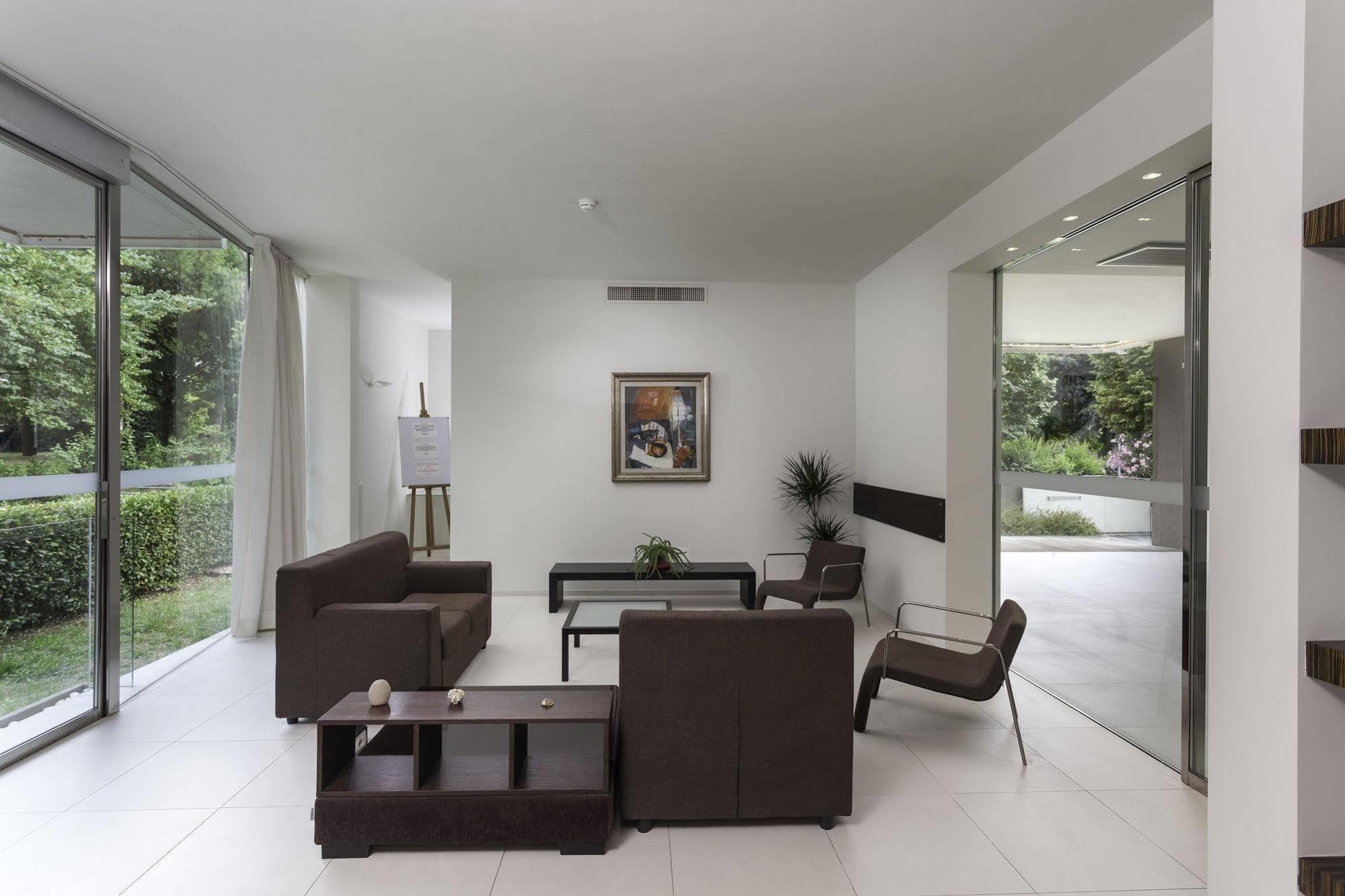 Residence Delfina Rimini Luaran gambar